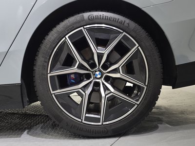 2024 BMW 5 SERIES 照片 8