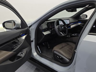 2024 BMW 5 SERIES thumbnail 13