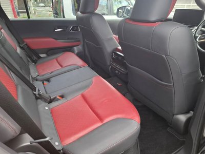 2023 Toyota LAND CRUISER 300 — миниатюра 23