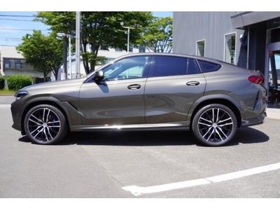 صورة 4 لـ 2022 BMW X6
