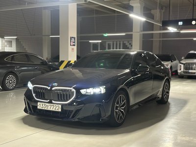 BMW 5 SERIES