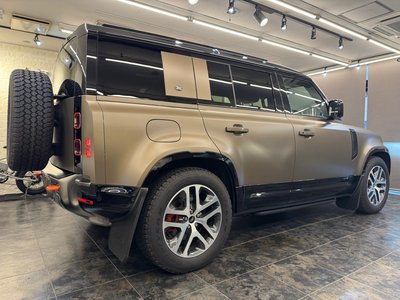 LAND ROVER DEFENDER - 5