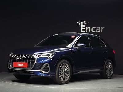 AUDI Q3 - 1
