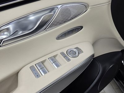صورة مصغرة 28 لـ 2023 Genesis GV70