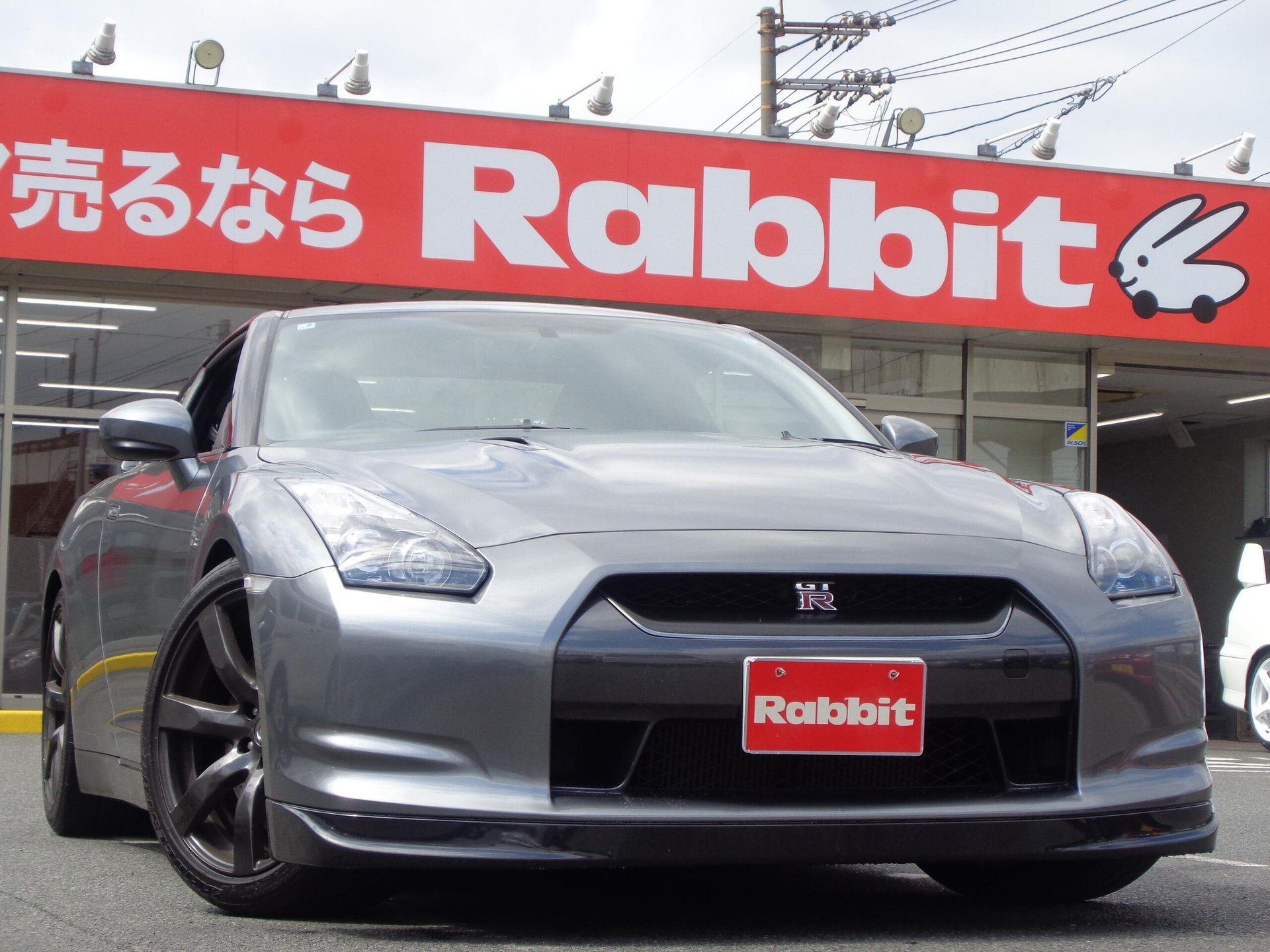 NISSAN GT-R - View 1