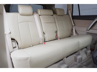 TOYOTA LAND CRUISER PRADO - 9