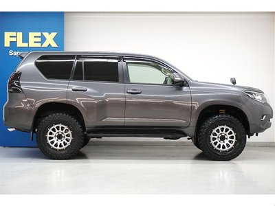 TOYOTA LAND CRUISER PRADO - 7