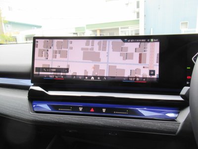2025 BMW 5 SERIES 缩略图 13