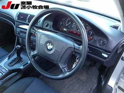 BMW BMW 5 SERIES - 6