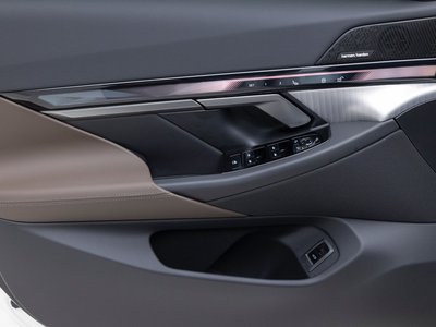 2026 BMW 5 SERIES 缩略图 12