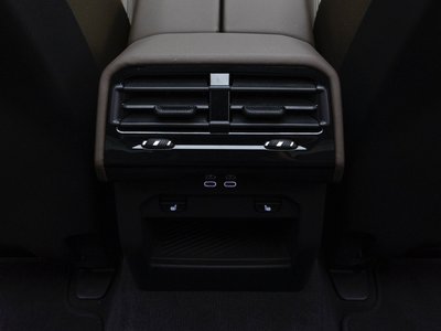 2026 BMW 5 SERIES 缩略图 18