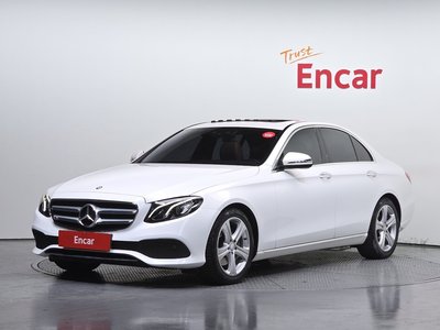 MERCEDES-BENZ E-CLASS - 2