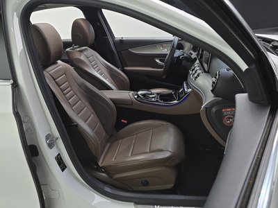 MERCEDES-BENZ E-CLASS - 3