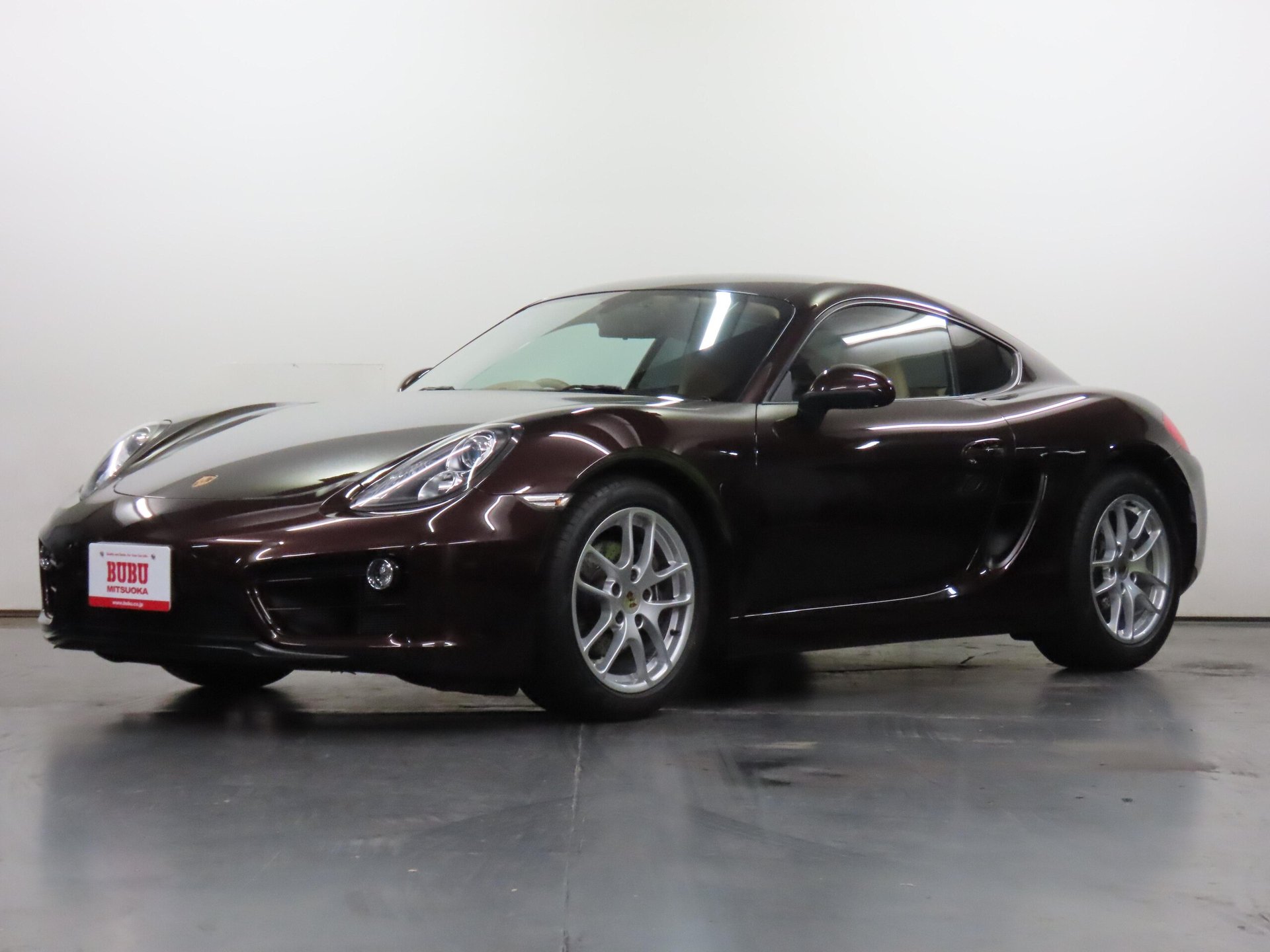 PORSCHE CAYMAN - View 1