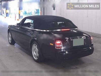 ROLLS-ROYCE PHANTOM DROPHEAD - 2