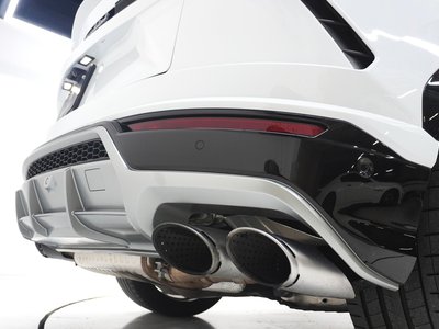 2019 Lamborghini URUS 照片 10