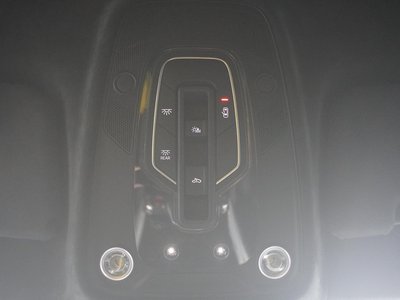 2019 Lamborghini URUS — миниатюра 35