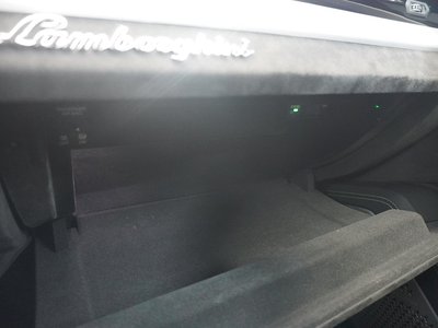 2019 Lamborghini URUS — миниатюра 37