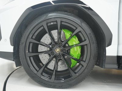 2019 Lamborghini URUS — миниатюра 14