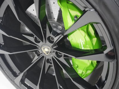 2019 Lamborghini URUS — миниатюра 17