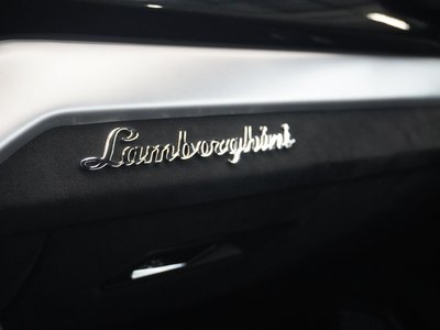 2019 Lamborghini URUS — миниатюра 36