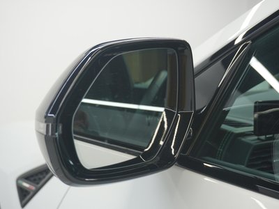 2019 Lamborghini URUS — миниатюра 61