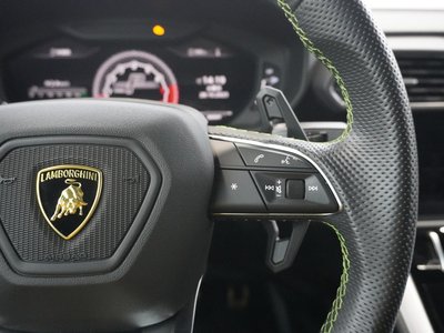 2019 Lamborghini URUS — миниатюра 27