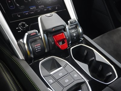 2019 Lamborghini URUS — миниатюра 39