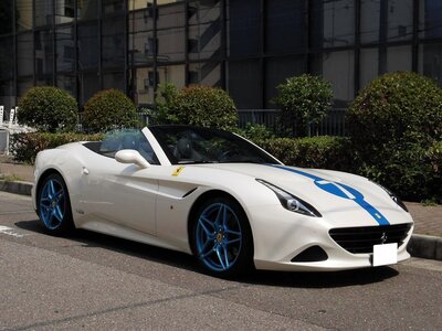 FERRARI CALIFORNIA T