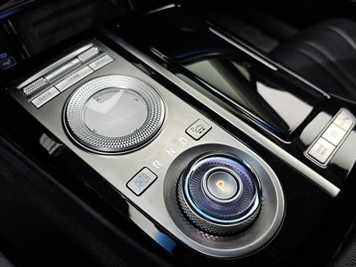GENESIS G80 (RG3) - 9