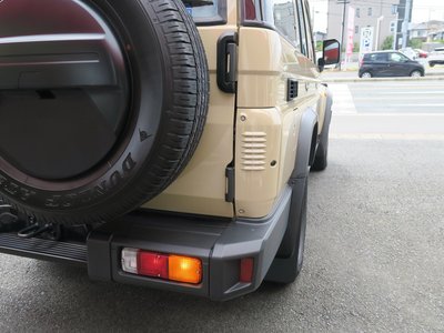 صورة مصغرة 30 لـ 2025 Toyota LAND CRUISER 70
