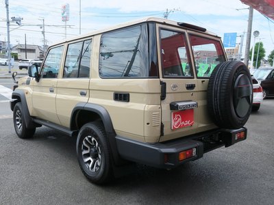 2025 Toyota LAND CRUISER 70 照片 7