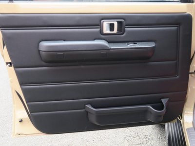صورة مصغرة 39 لـ 2025 Toyota LAND CRUISER 70