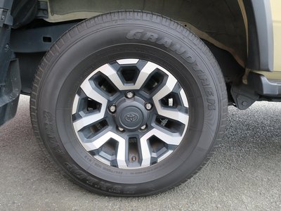 صورة مصغرة 44 لـ 2025 Toyota LAND CRUISER 70