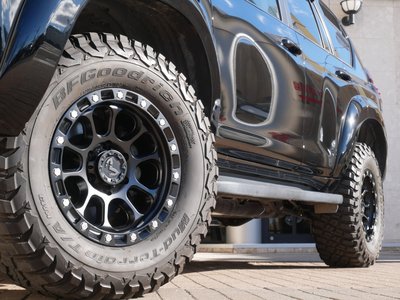 TOYOTA LAND CRUISER PRADO - 9