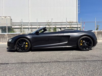 AUDI R8 SPIDER - 10