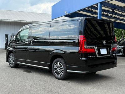 TOYOTA GRAND ACE - 5