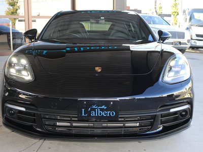 PORSCHE PANAMERA - 10