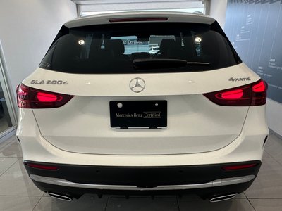MERCEDES-BENZ GLA - 10