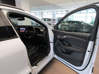 AUDI Q6 - 10