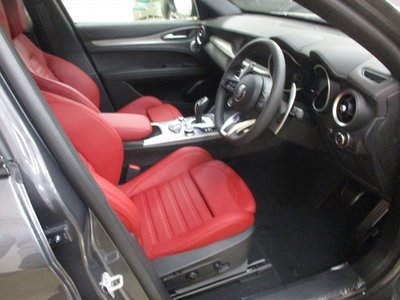 ALFA ROMEO STELVIO - 5