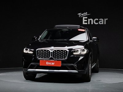 صورة 3 لـ 2023 BMW X4