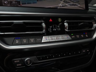 صورة مصغرة 30 لـ 2023 BMW X4