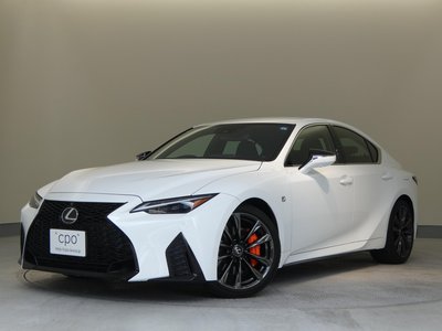 صورة 1 لـ 2023 Lexus IS