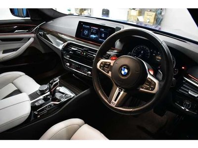 2018 BMW M5 thumbnail 54