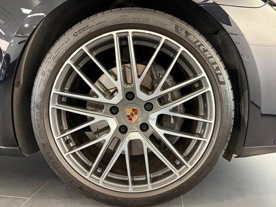 PORSCHE PANAMERA - 6