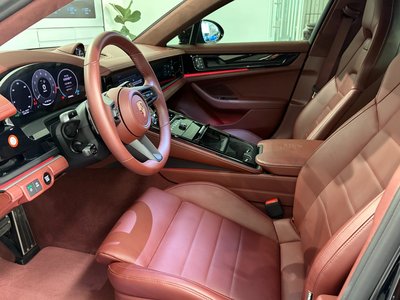 PORSCHE PANAMERA - 5