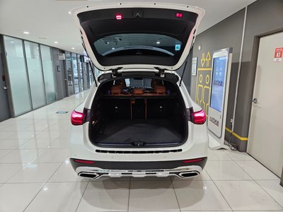 صورة مصغرة 18 لـ 2023 Mercedes-BENZ GLC