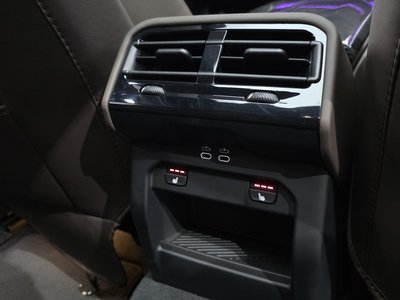 2024 BMW 5 SERIES — миниатюра 19