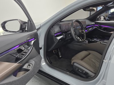 BMW 5 SERIES - 10